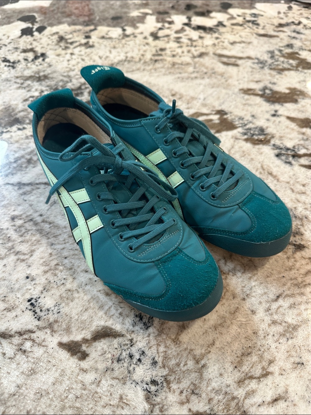 ASICS Onitsuka Tiger